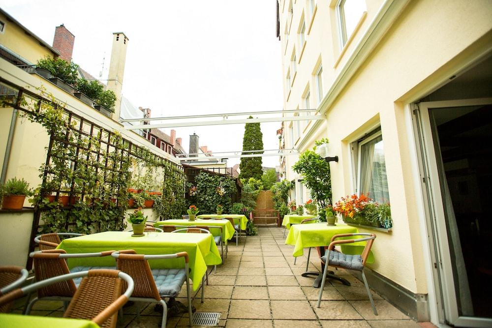 Burghotel Nuernberg Nuremberga Exterior foto